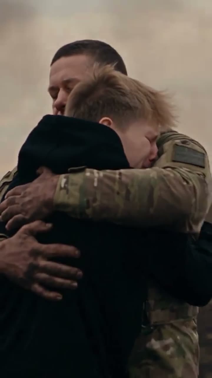 Видео-тренд «Долгожданная встреча» — пример ролика
